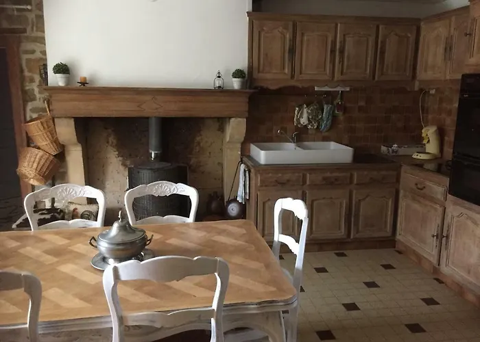 Chez Mémère Hélène Sormonne